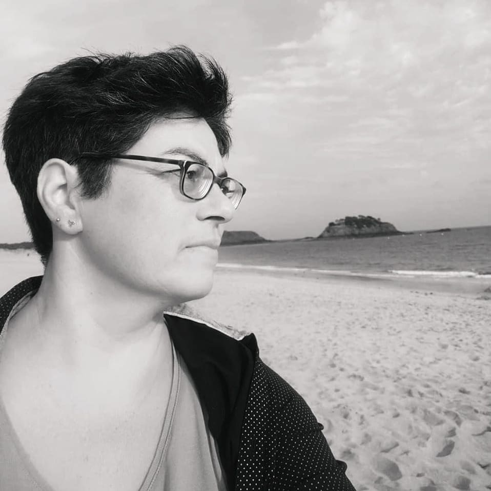Full Width Featured Image With Sidebar